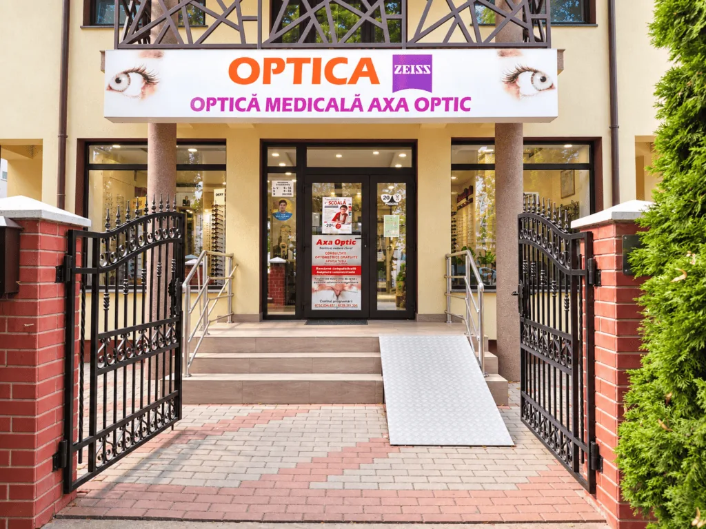 Axa Optic Vaslui, Ștefan cel Mare 45