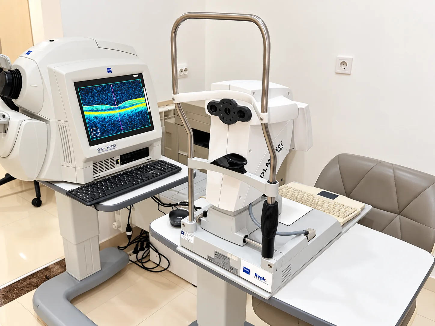 Echipamente OCT și biometrie oculară Axa Optic